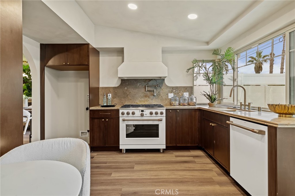 9432 Warbler, Fountain Valley CA 92708 - photo 7