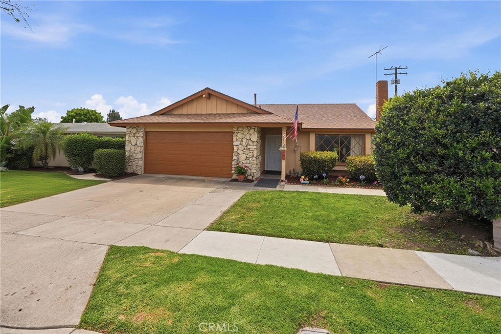 9514 Smoke Tree, Fountain Valley CA 92708 - photo 1