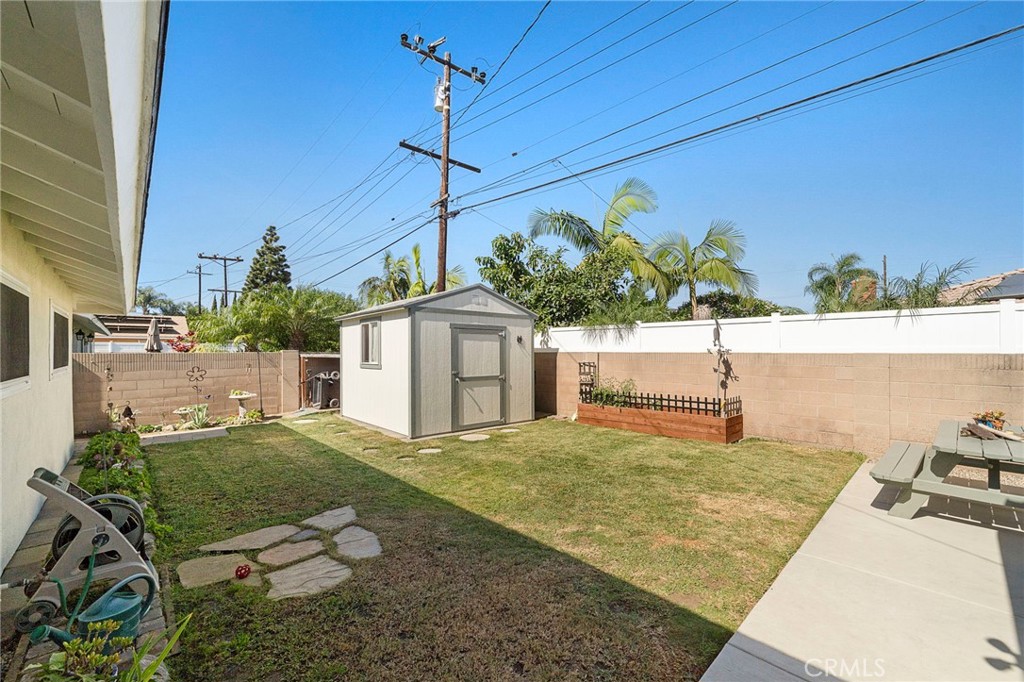 9551 Starling, Fountain Valley CA 92708 - photo 24