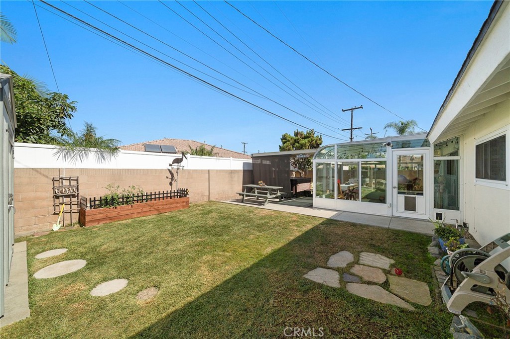 9551 Starling, Fountain Valley CA 92708 - photo 25