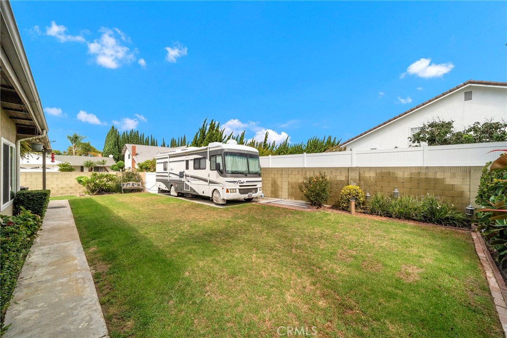 RV parking pad - 9735 Hibiscus Avenue, Fountain Valley CA 92708 - photo 29