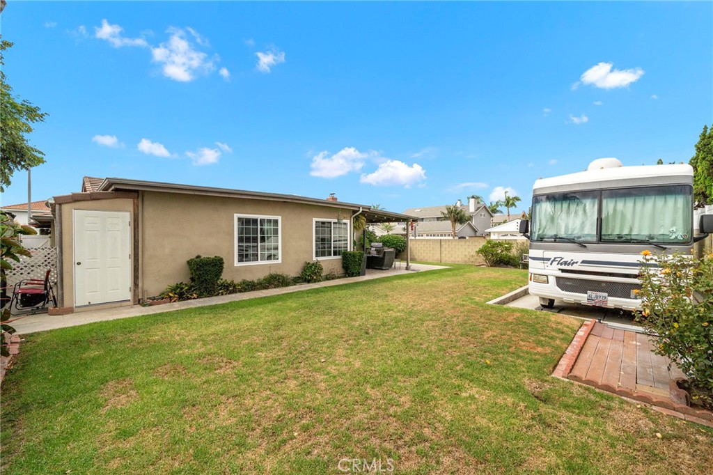 3 attached sheds - 9735 Hibiscus Avenue, Fountain Valley CA 92708 - photo 30