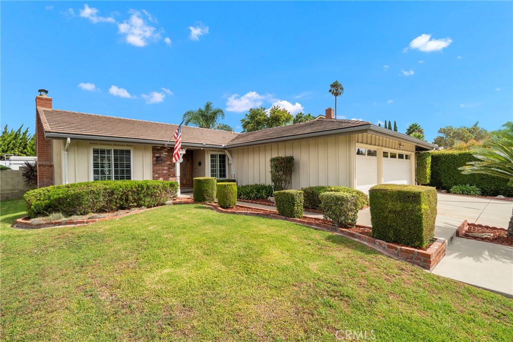 Great curb appeal - 9735 Hibiscus Avenue, Fountain Valley CA 92708 - photo 34