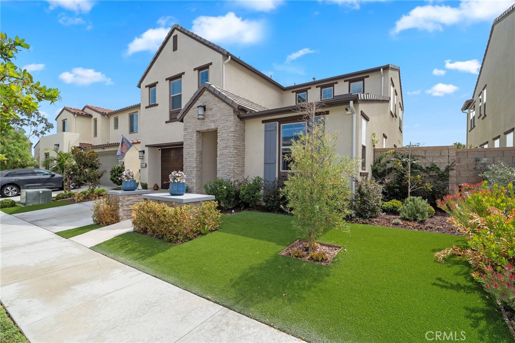 The Currents, built by Lennar Homes. A small enclave of luxury homes surrounding a neighborhood park - 9896 Heron Avenue, Fountain Valley CA 92708 - photo 2