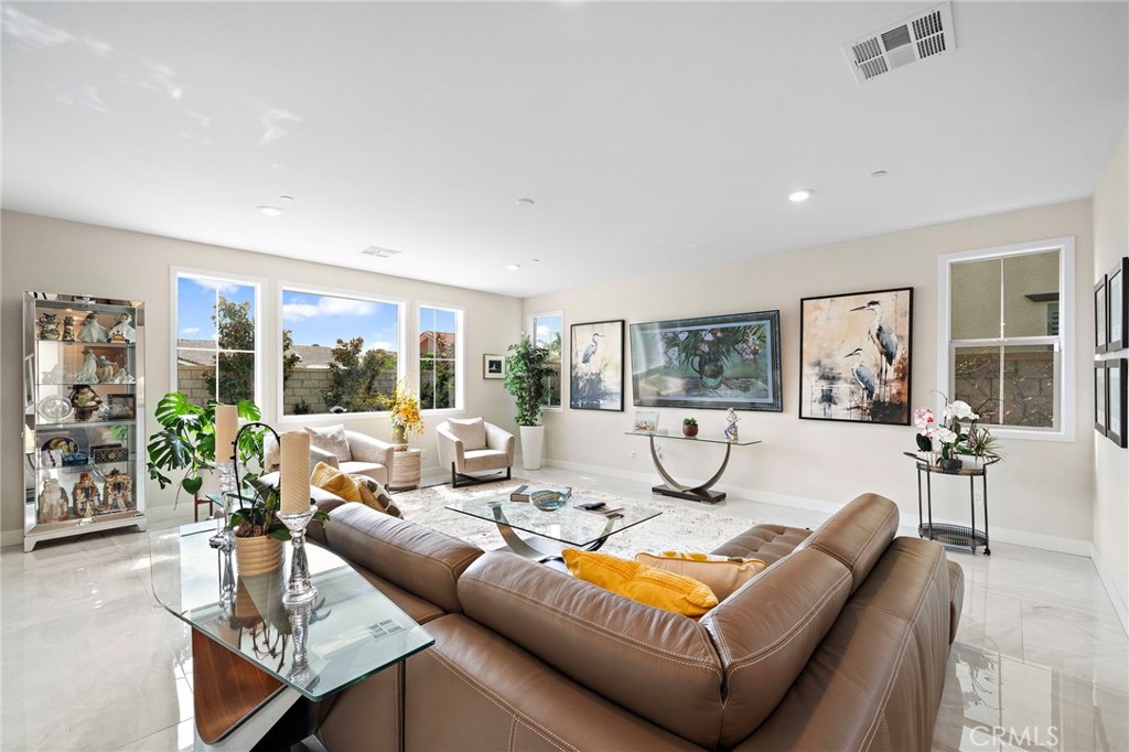 Elegant Open Concept Living Space - 9896 Heron Avenue, Fountain Valley CA 92708 - photo 6