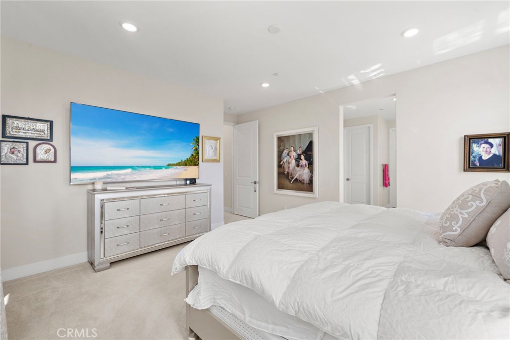 Primary Suite Bedroom - 9896 Heron Avenue, Fountain Valley CA 92708 - photo 19