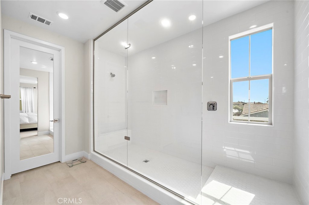 Oversized Primary ensuite shower - 9896 Heron Avenue, Fountain Valley CA 92708 - photo 20