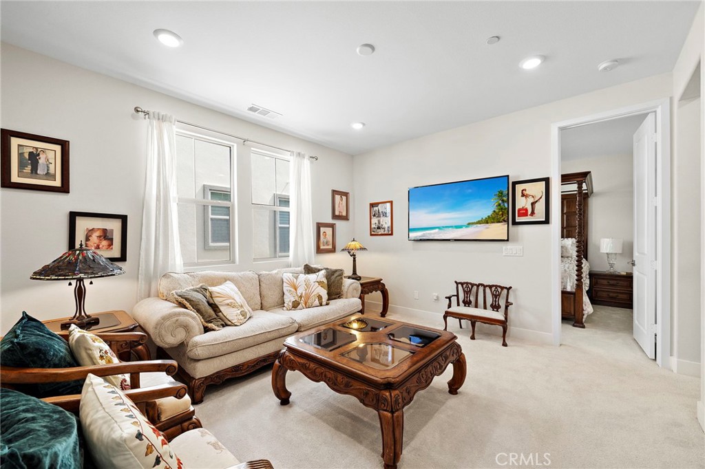 Upstairs Loft/Family Room - 9896 Heron Avenue, Fountain Valley CA 92708 - photo 26