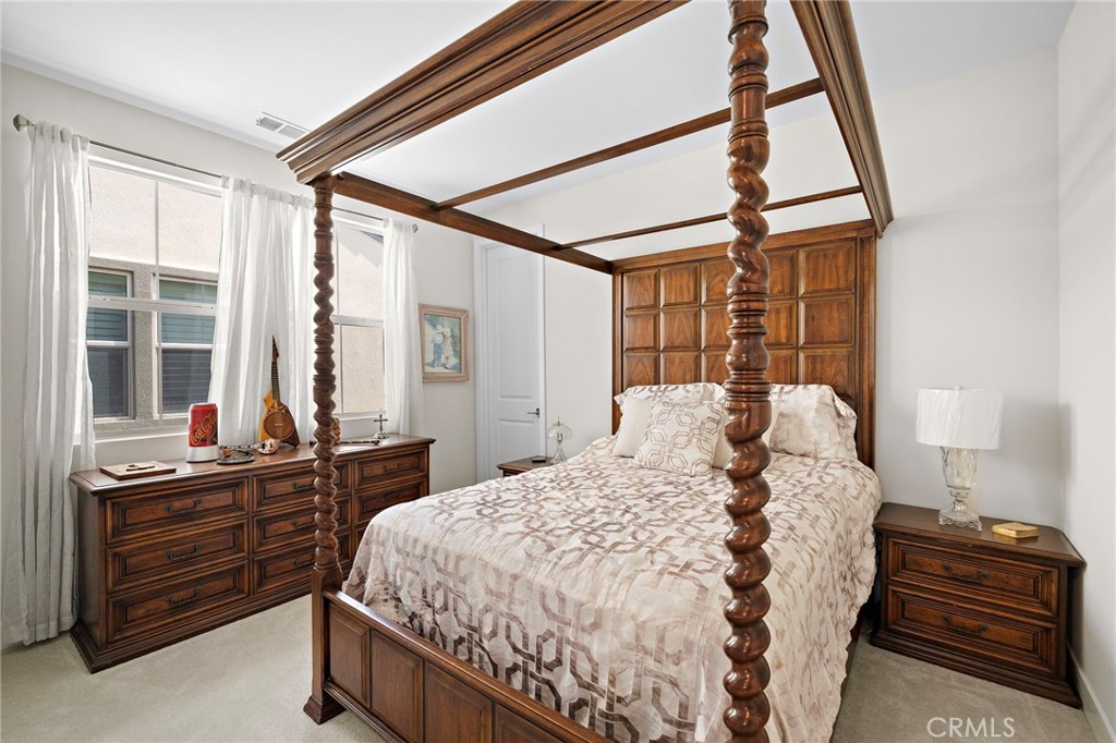 Upstairs bedroom #4 w/ walk in closet - 9896 Heron Avenue, Fountain Valley CA 92708 - photo 31