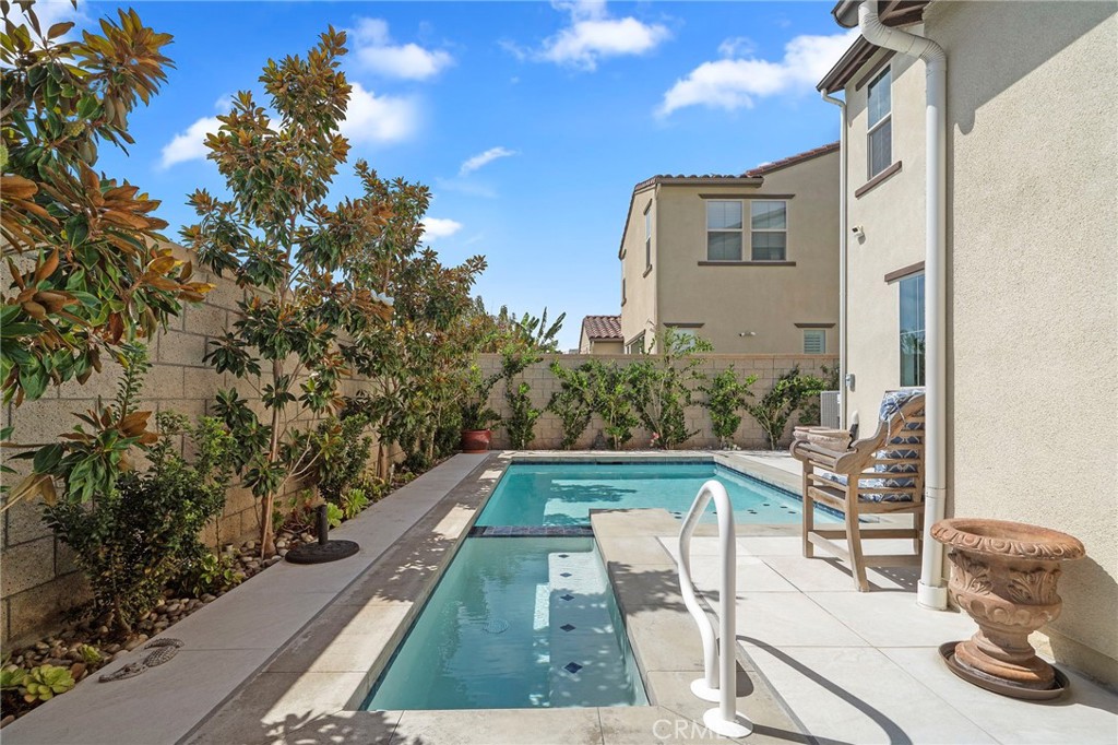 Sparkling pool and spa - 9896 Heron Avenue, Fountain Valley CA 92708 - photo 39