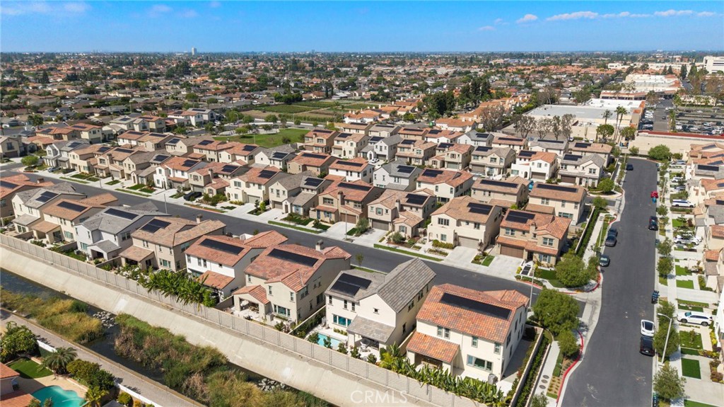 Close to the beach, dining and shopping - 9896 Heron Avenue, Fountain Valley CA 92708 - photo 53