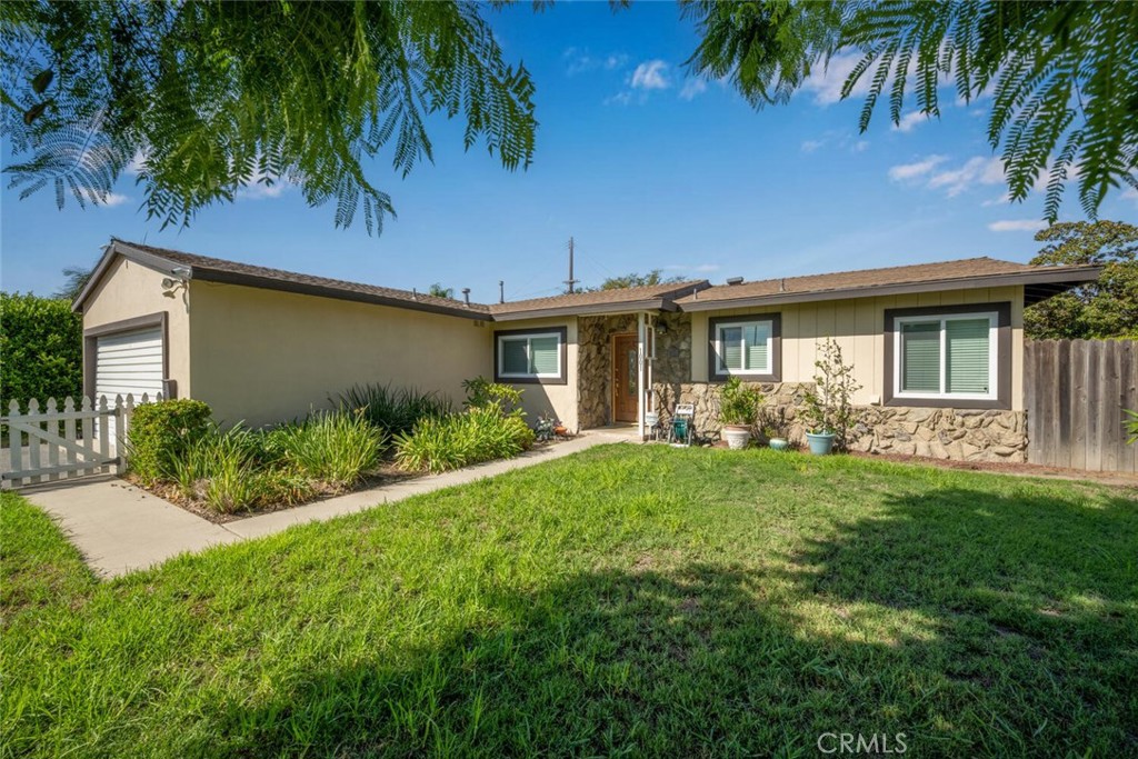 1001 Nicklett Avenue, Fullerton CA 92833 - photo 1