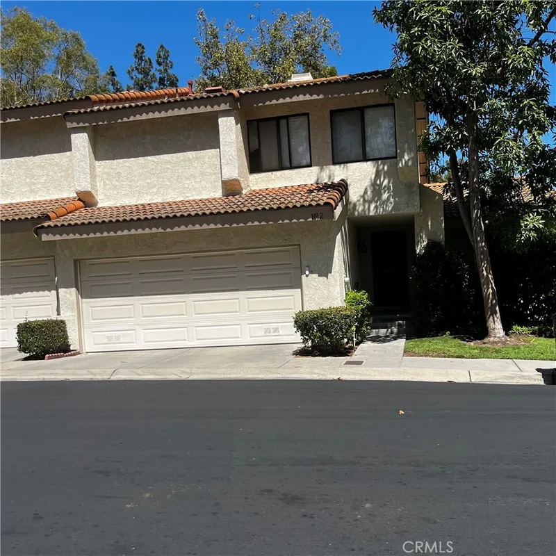 1012 Creekside, Fullerton, CA 92833