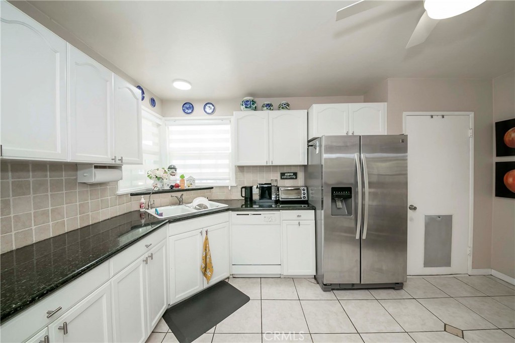 1037 W Ash, Fullerton CA 92833 - photo 8