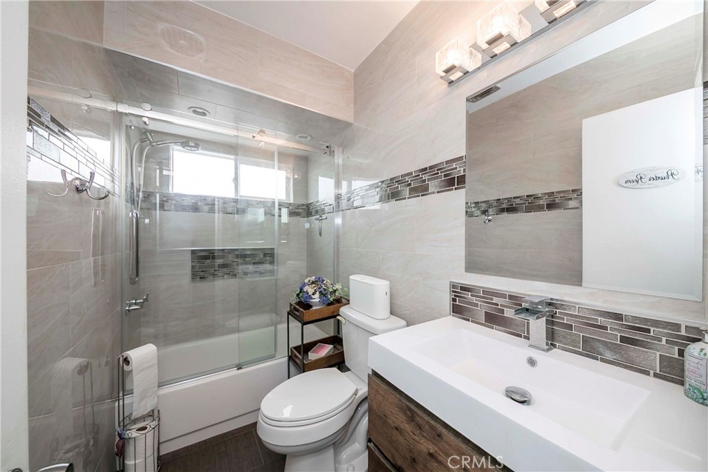 1037 W Ash, Fullerton CA 92833 - photo 16
