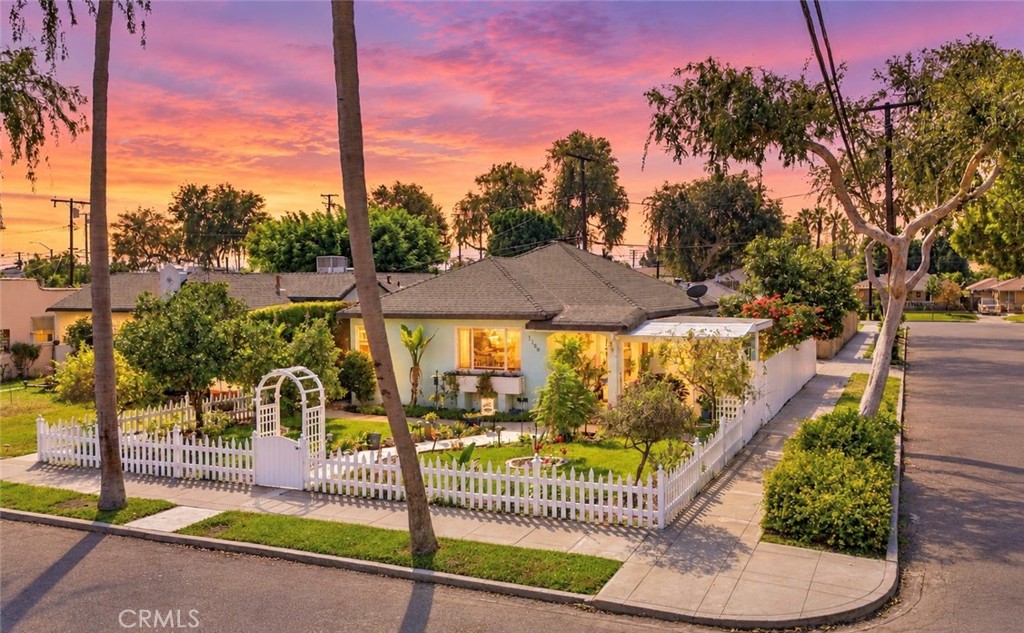 East Whiting Historic District - 1100 E Whiting Avenue, Fullerton CA 92831 - photo 1