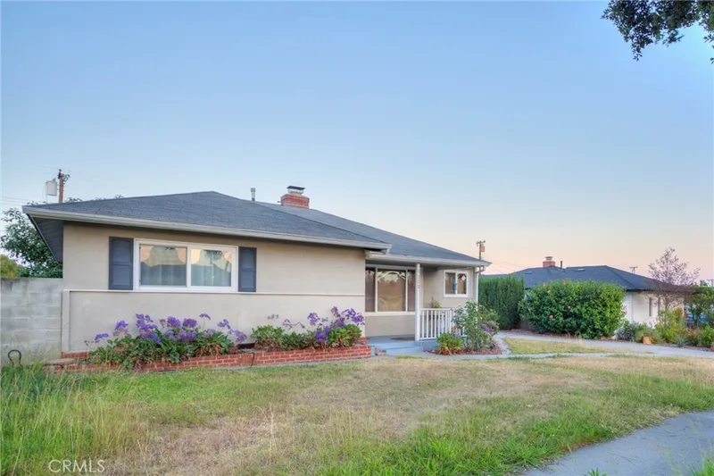 1112 Riedel, Fullerton, CA 92831