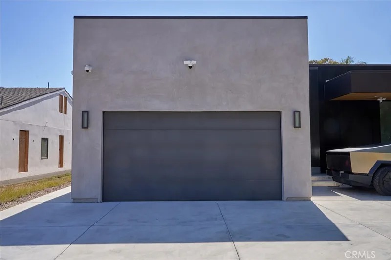 1119 Crestview Drive B, Fullerton, CA 92833