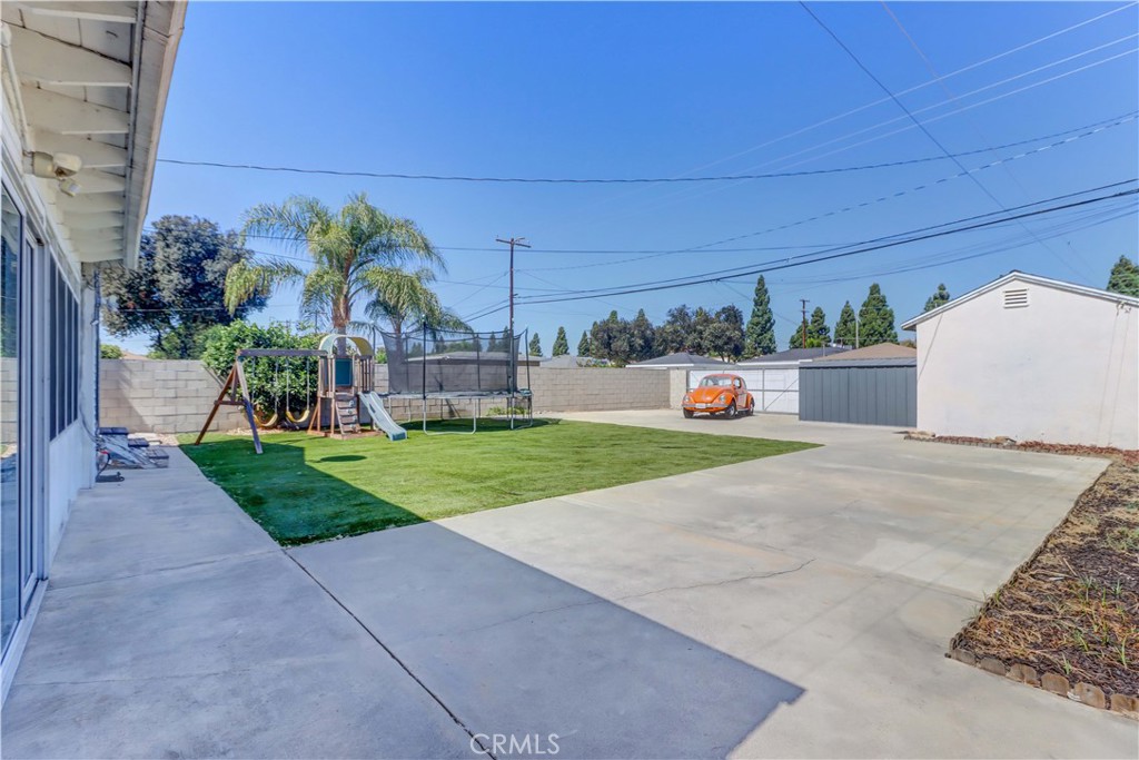 1137 Williamson Avenue, Fullerton CA 92833 - photo 37
