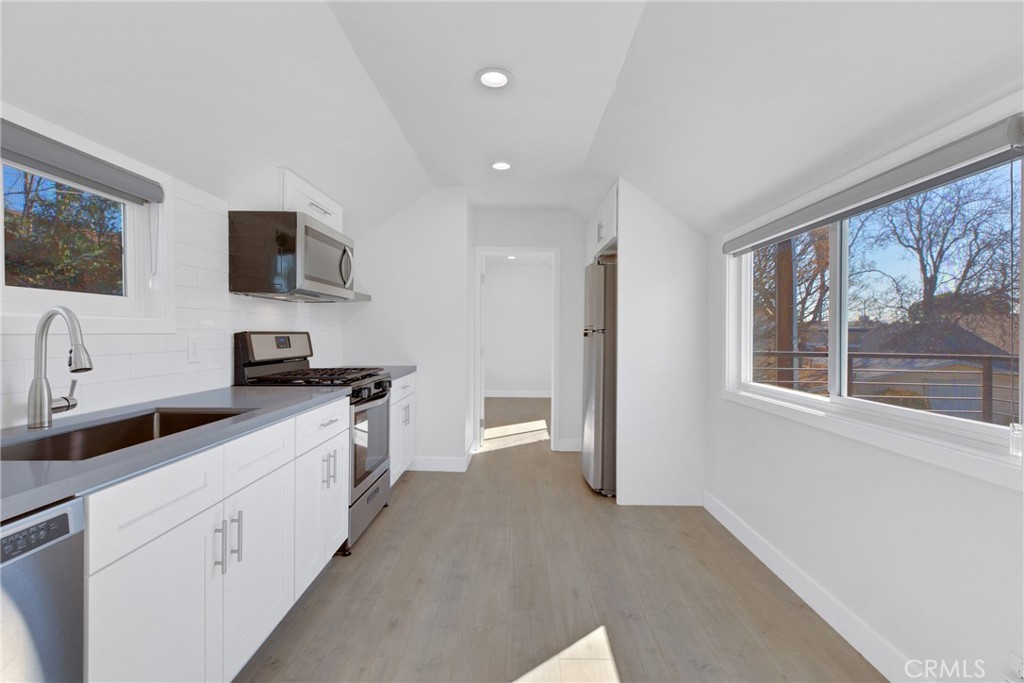 114 Drake Avenue, Fullerton CA 92832 - photo 6