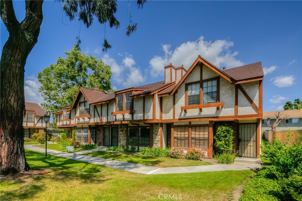 1173 S Paula 19, Fullerton CA 92833 - photo 1