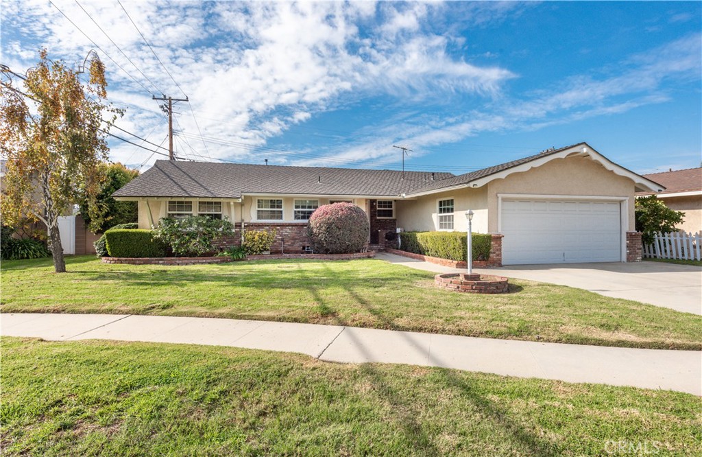 1207 Sycamore, Fullerton CA 92831 - photo 1
