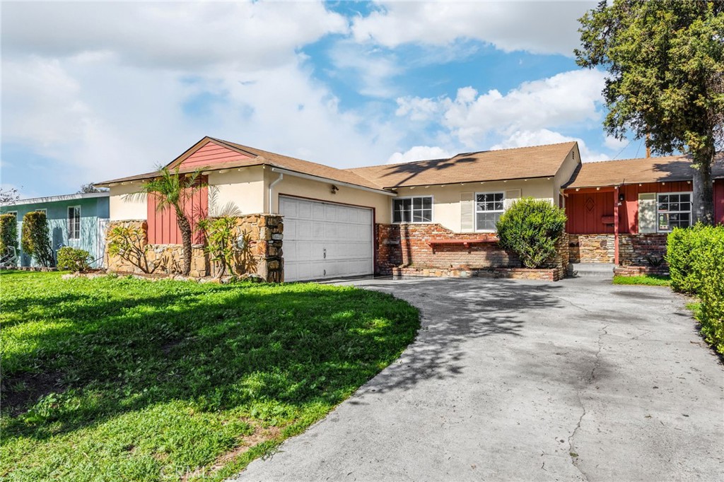 1207 W Woodcrest, Fullerton CA 92833 - photo 1