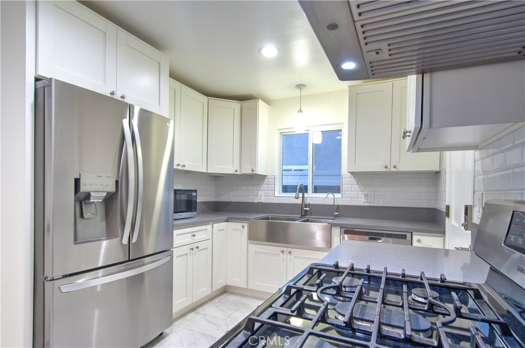 1212 W Woodcrest Avenue, Fullerton CA 92833 - photo 6