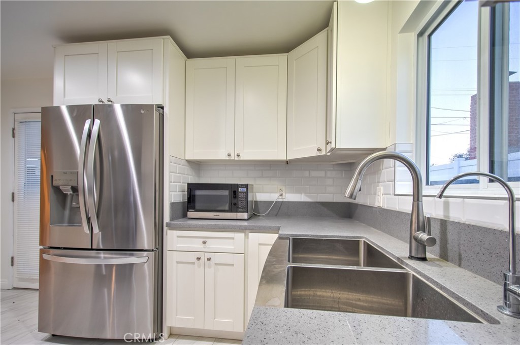 1212 W Woodcrest Avenue, Fullerton CA 92833 - photo 8