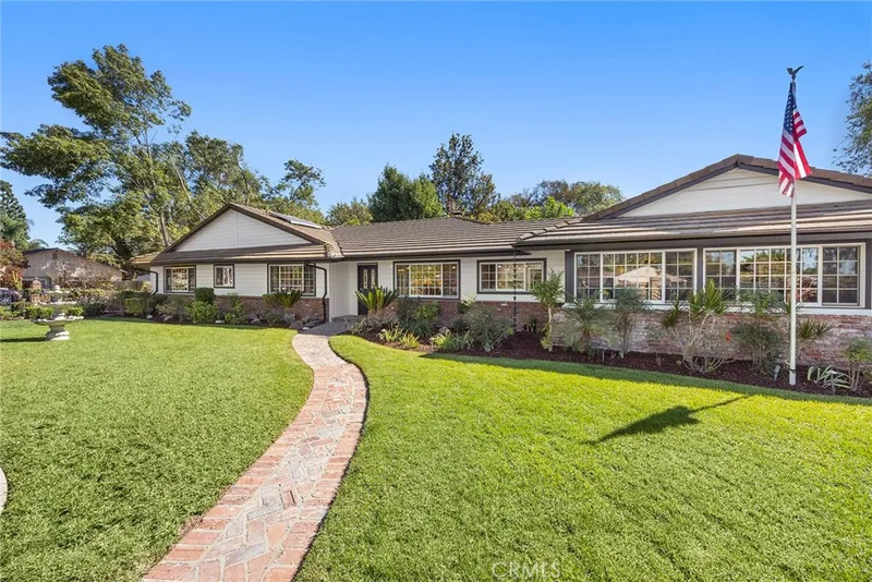 1216 W Valencia Mesa Drive, Fullerton, CA 92833