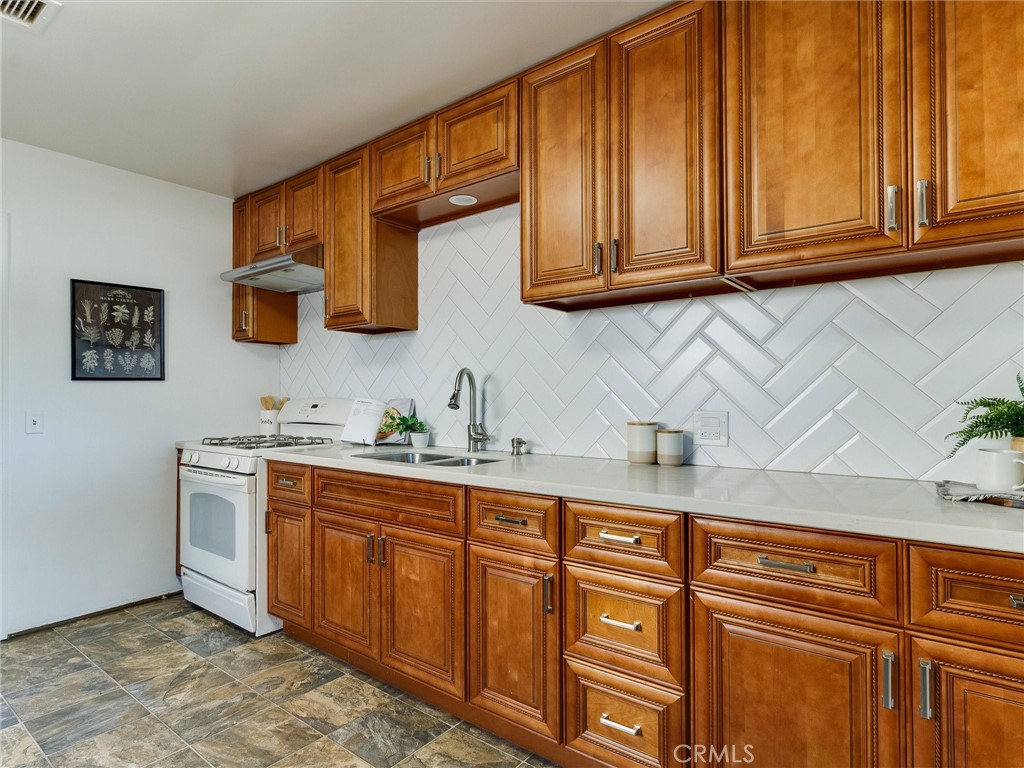 1227 Grove, Fullerton CA 92831 - photo 8