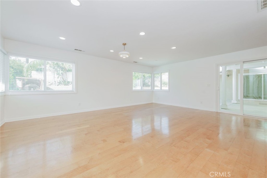 1227 Riedel, Fullerton CA 92831 - photo 27