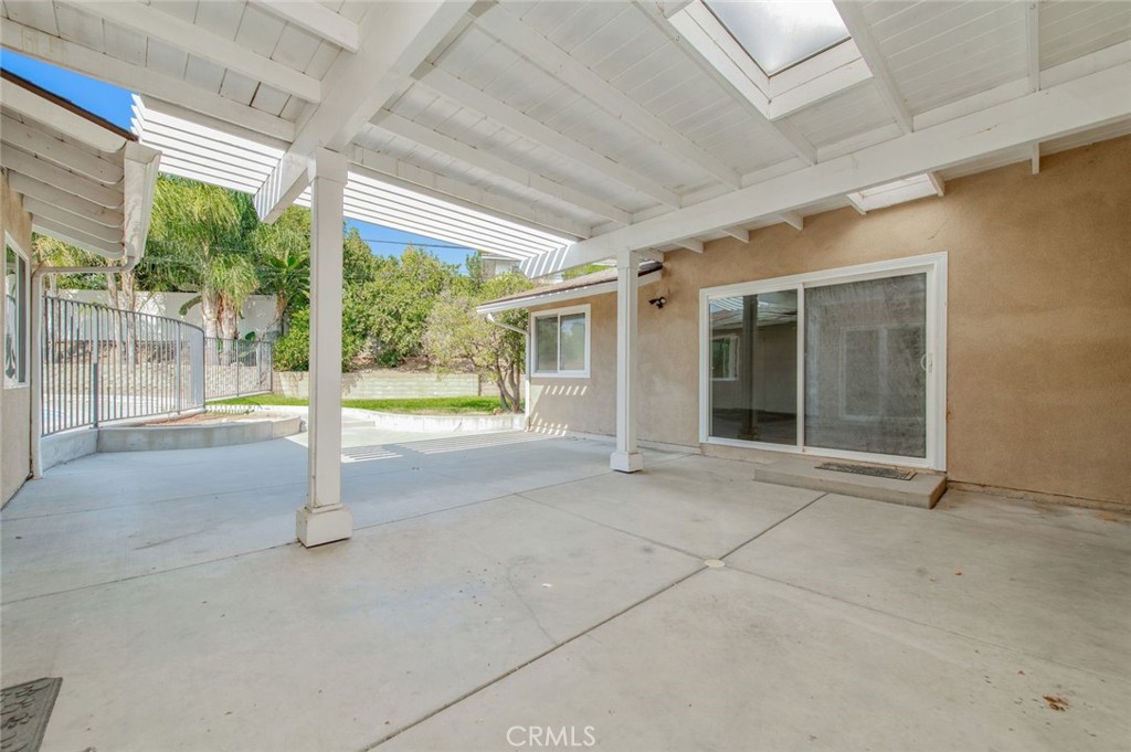 1227 Riedel, Fullerton CA 92831 - photo 32