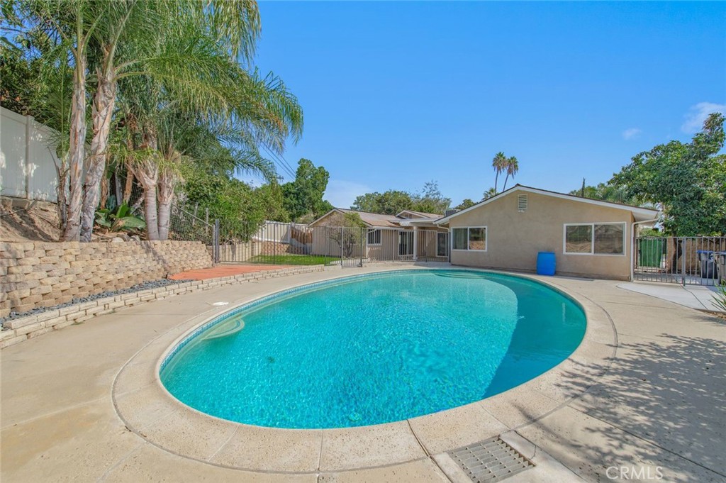 1227 Riedel, Fullerton CA 92831 - photo 36