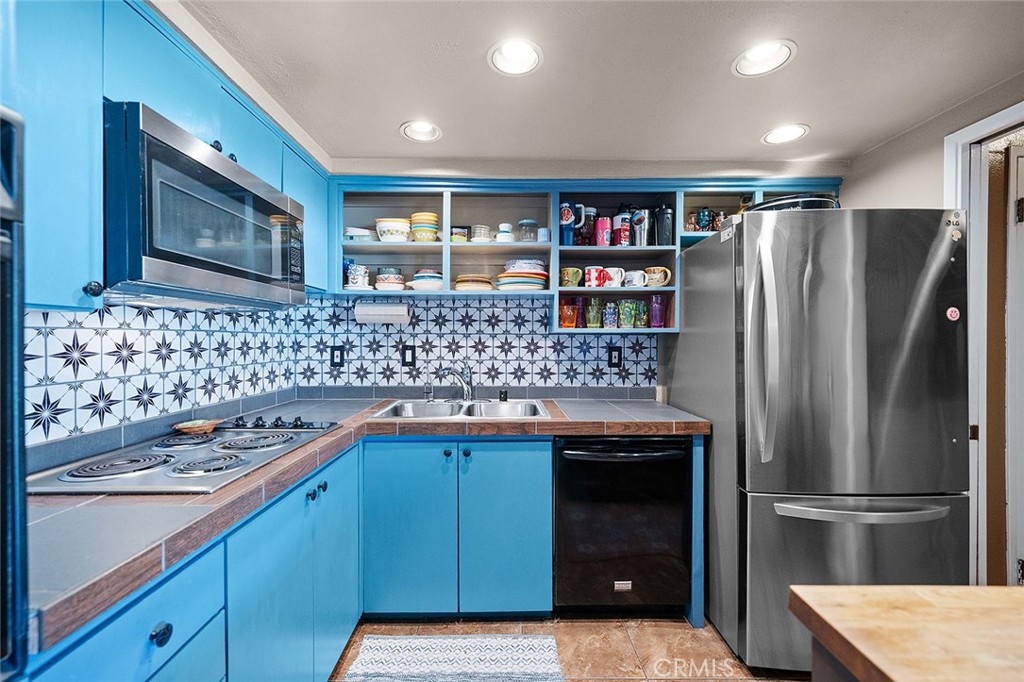 1323 CAMEO LANE, Fullerton CA 92831 - photo 1