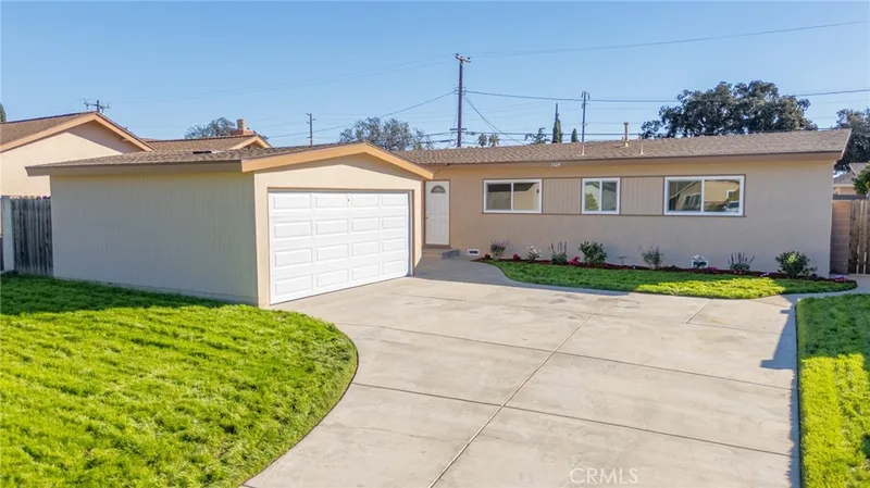 1324 W Porter, Fullerton, CA 92833