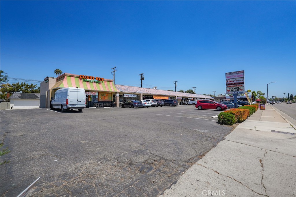 1341 E Chapman, Fullerton CA 92831 - photo 5