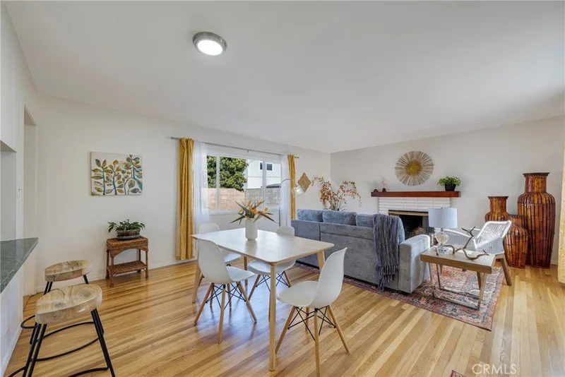 1343 W Oak, Fullerton, CA 92833
