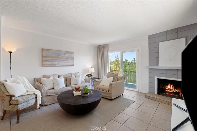 1349 Shadow Lane 217 (H), Fullerton, CA 92831
