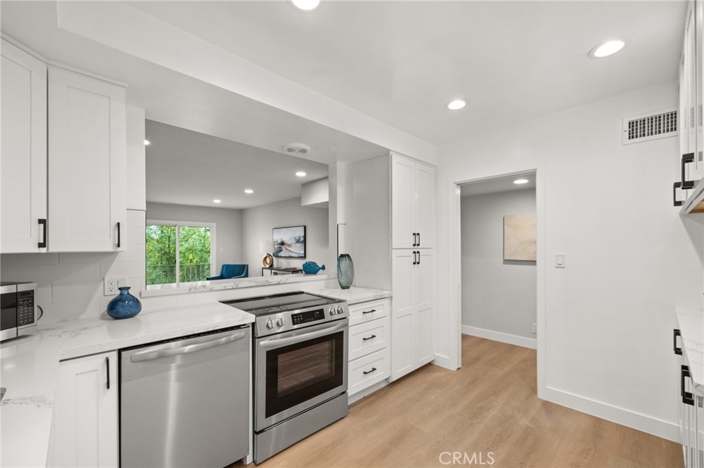 1349 Shadow Lane 218, Fullerton CA 92831 - photo 9