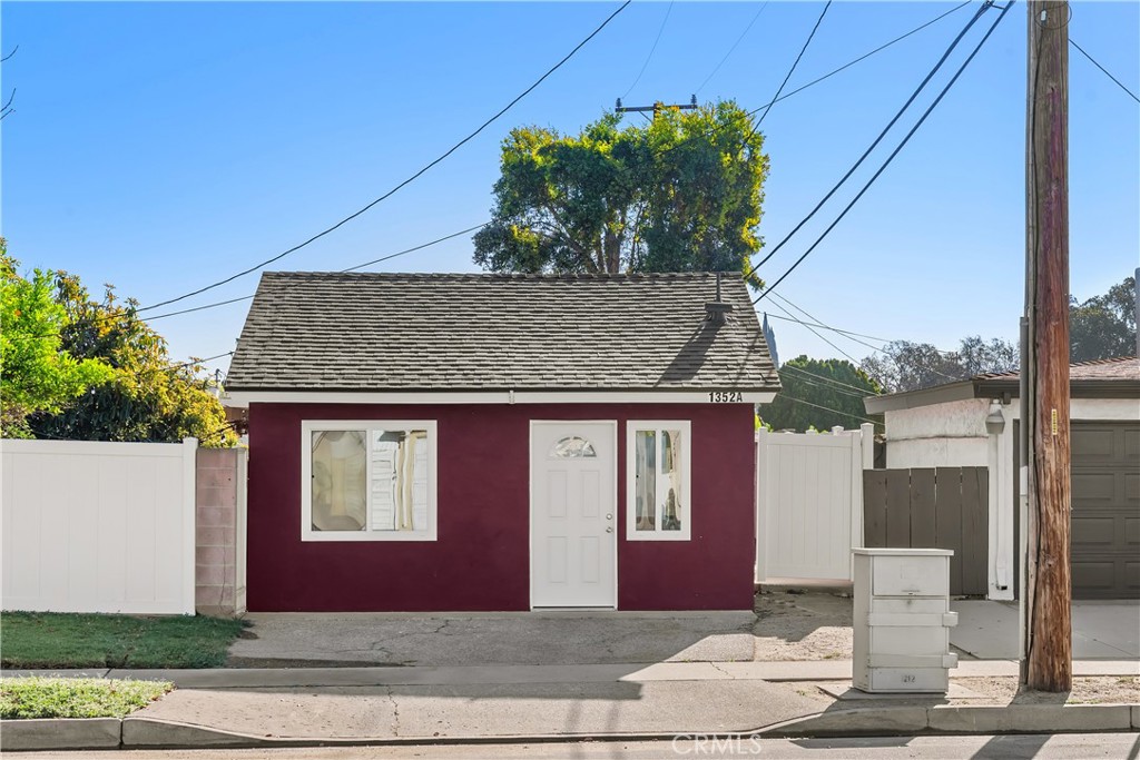 1352 W Porter Avenue A, Fullerton CA 92833 - photo 1