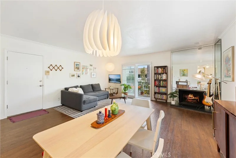 1354 Shadow Lane 202, Fullerton, CA 92831