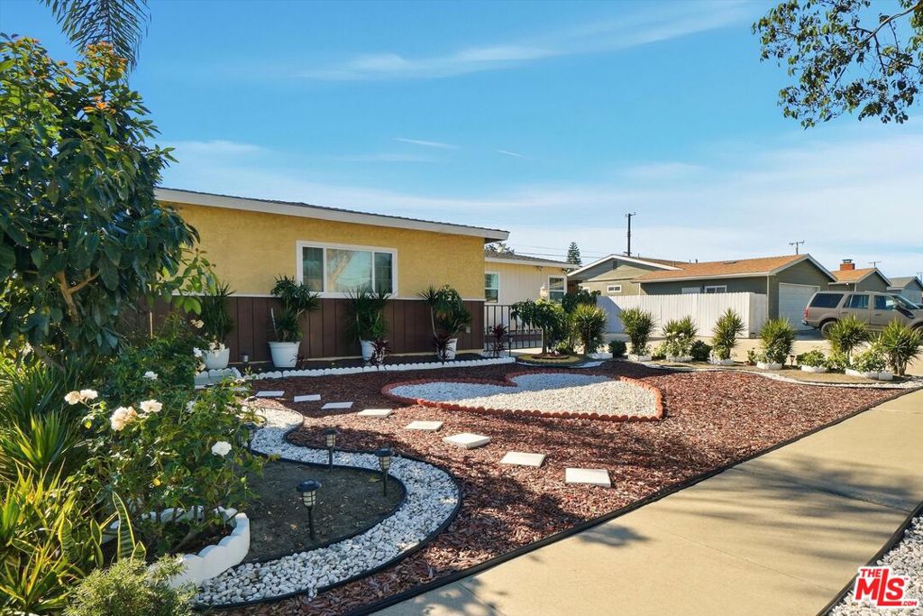 1412 W Baker Avenue, Fullerton CA 92833 - photo 1