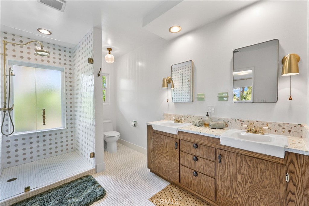 Primary Bathroom - 1425 Longview, Fullerton CA 92831 - photo 15