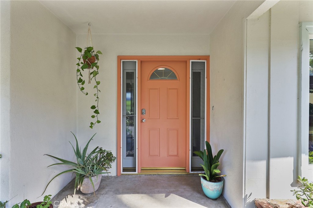 Elegant Entrance - 1425 Longview, Fullerton CA 92831 - photo 23
