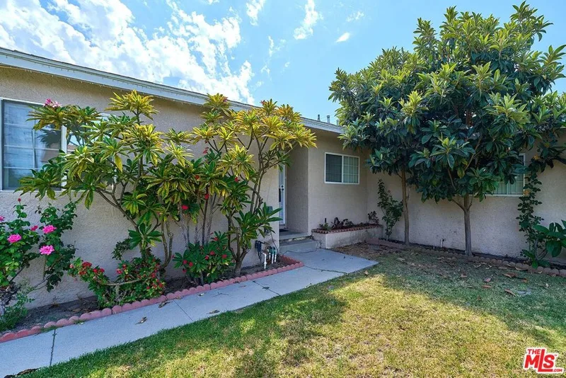 1436 W Valencia Drive, Fullerton