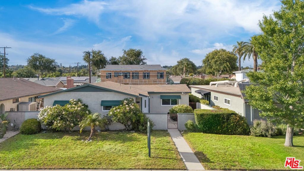 1457 E Chapman Avenue, Fullerton CA 92831 - photo 3