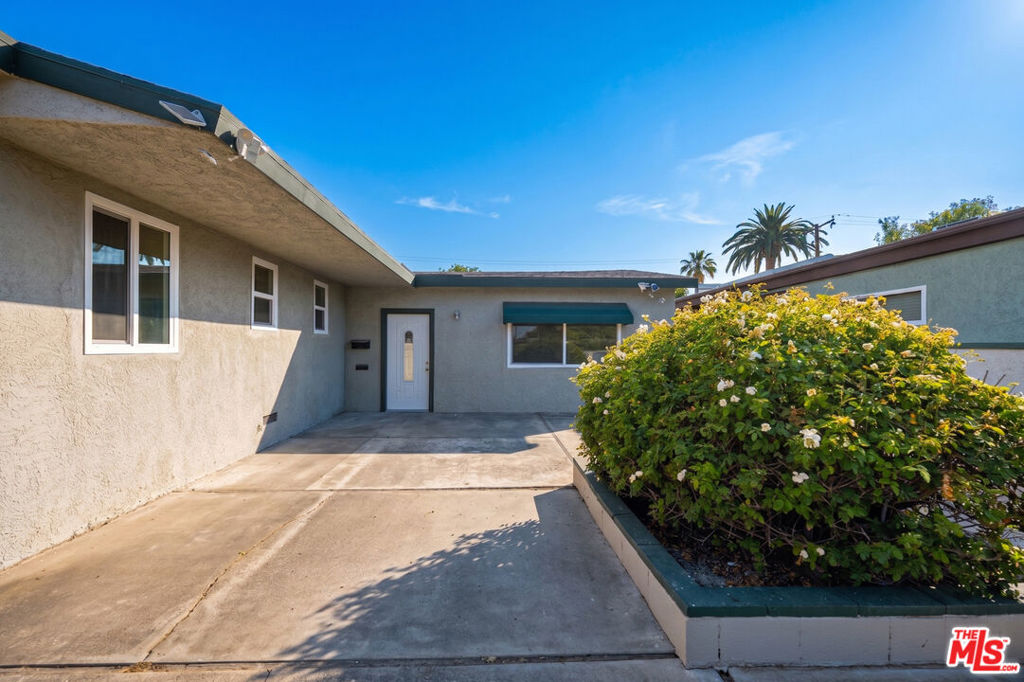1457 E Chapman Avenue, Fullerton CA 92831 - photo 8