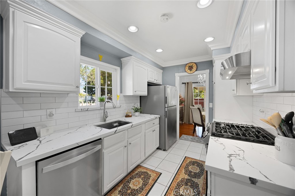 Kitchen - 1500 S Locust, Fullerton CA 92833 - photo 13