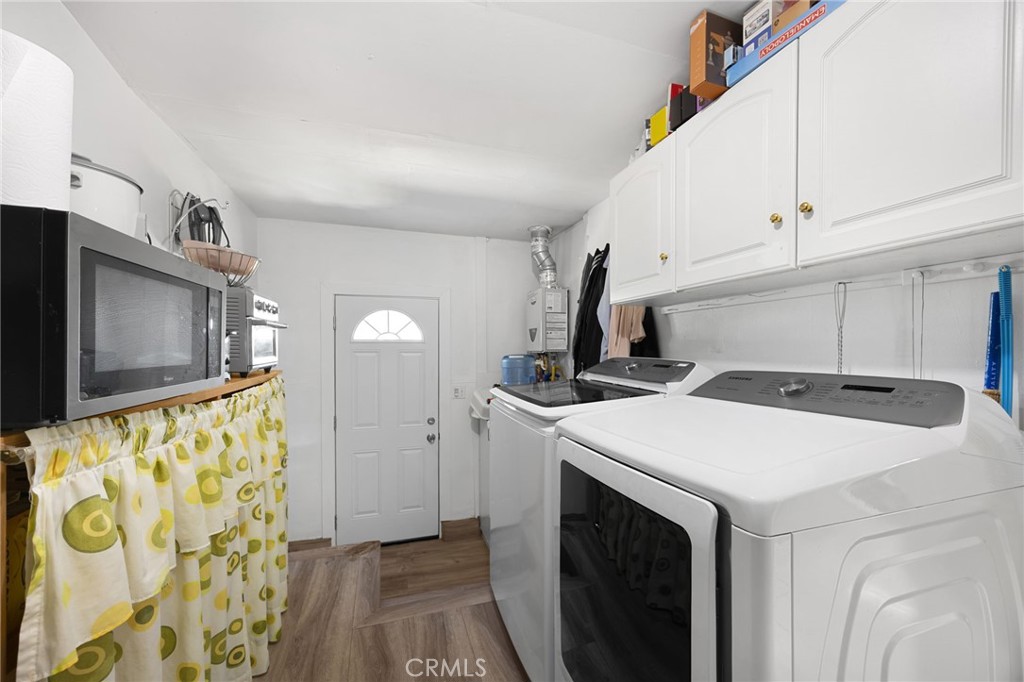 Washer and Dryer - 1500 S Locust, Fullerton CA 92833 - photo 17